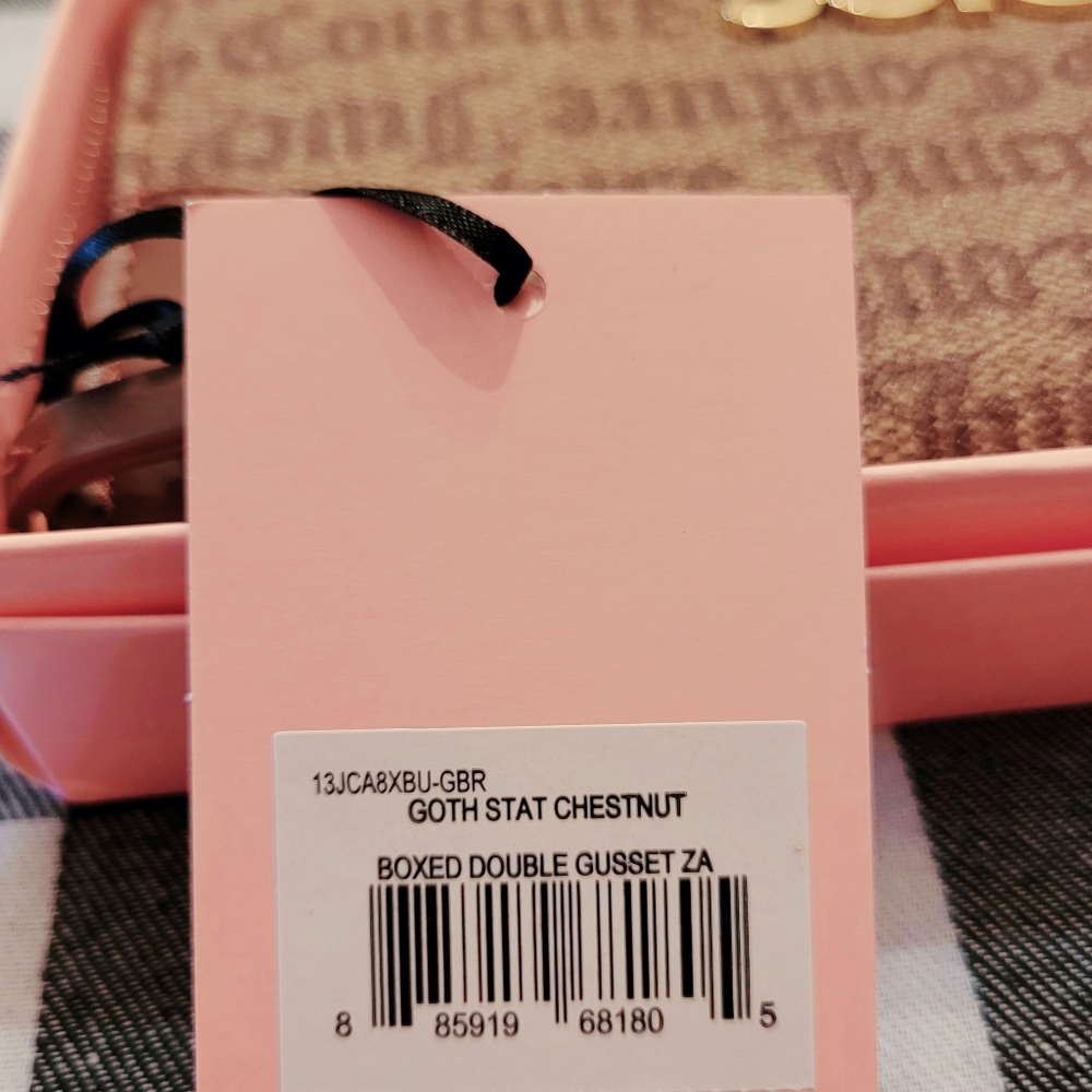 Juicy Couture | NEW Zip Wallet in Chestnut Logo Gold Detail, In Box, NWT - Picture 3 of 7
